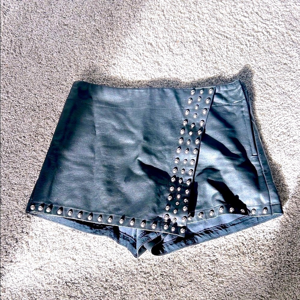 ✨Free People Leather Skort